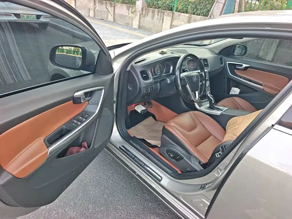 Volvo S60 — миниатюра 16