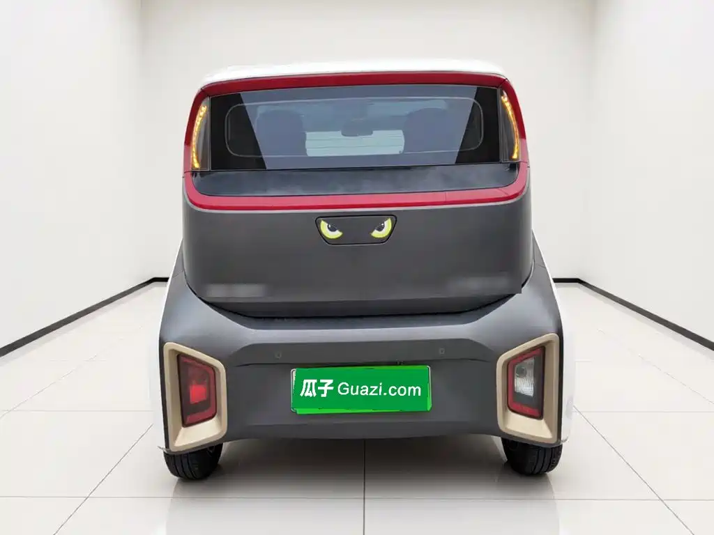 Baojun E200 — миниатюра 5