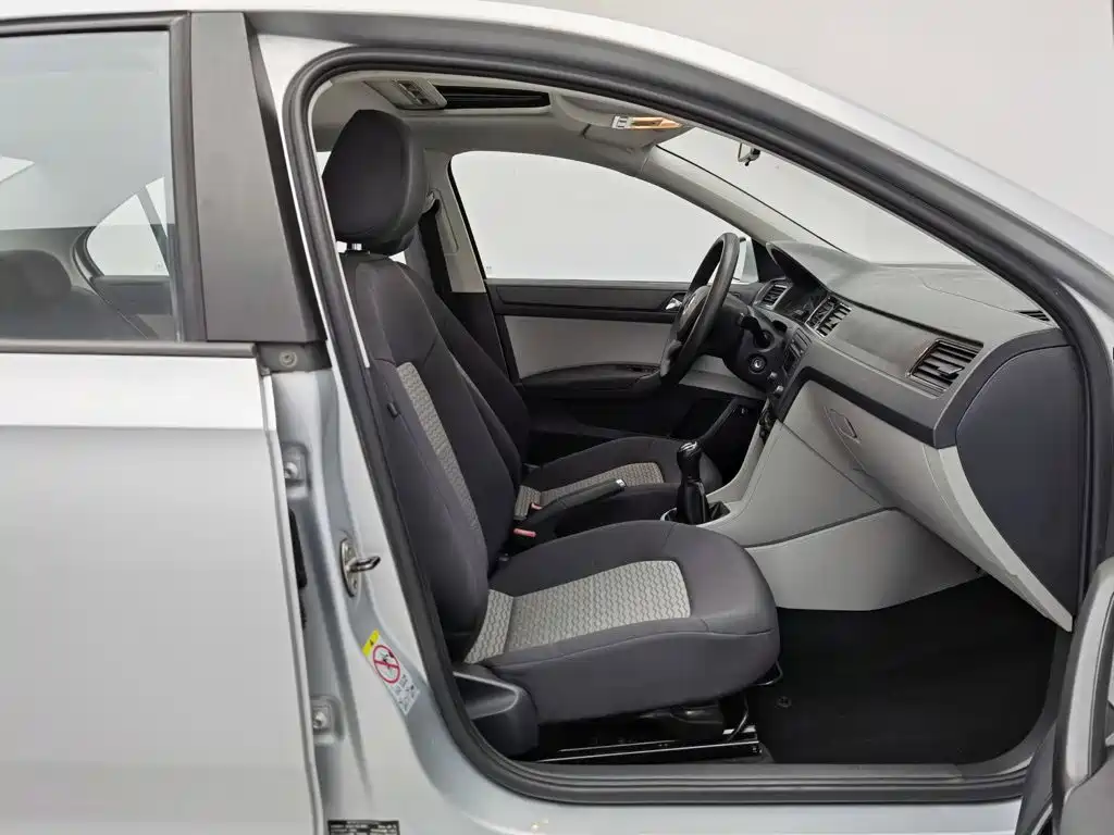 Skoda Rapid — миниатюра 23