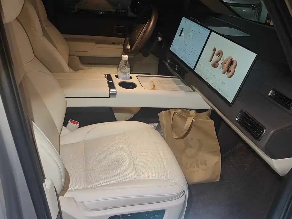 Li Auto Li MEGA — миниатюра 8