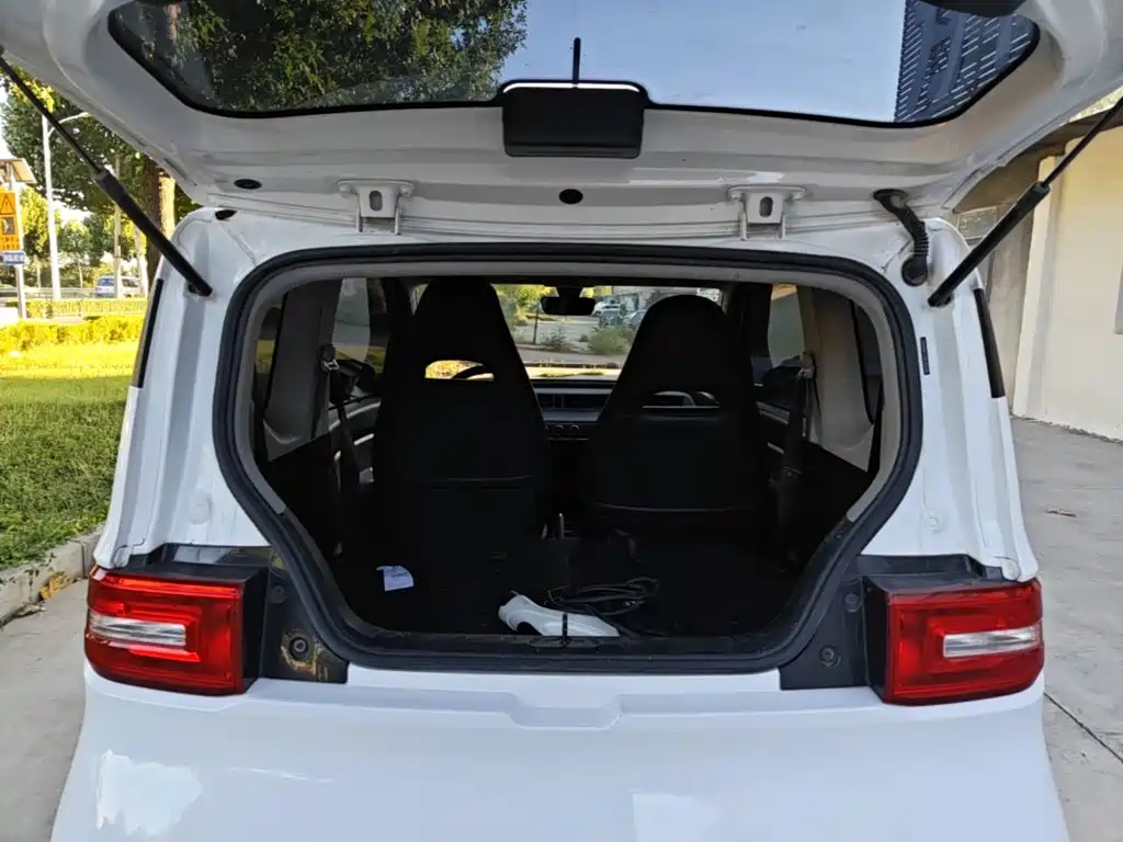 Wuling MINIEV — миниатюра 19