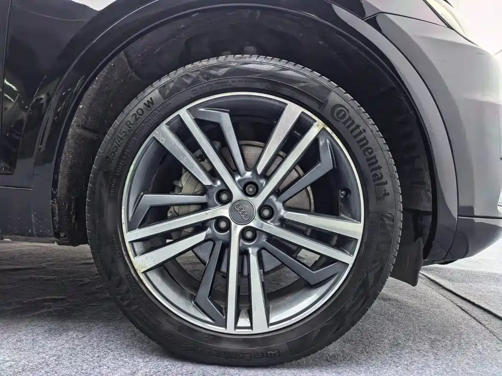 Audi Q5L — миниатюра 26