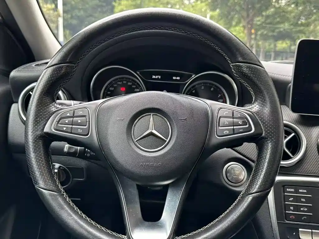 Mercedes-Benz GLA — миниатюра 17