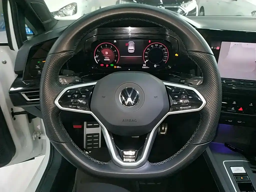 Volkswagen Golf — миниатюра 11