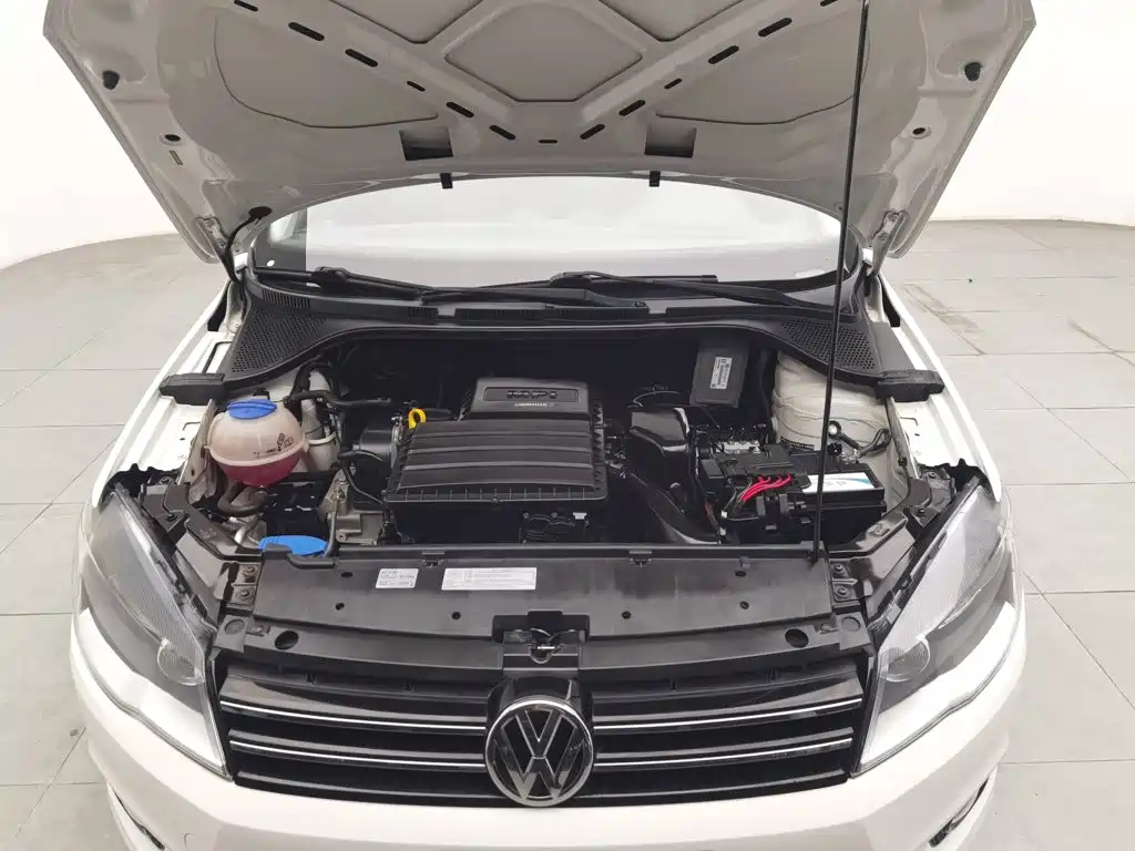 Volkswagen Jetta — миниатюра 6