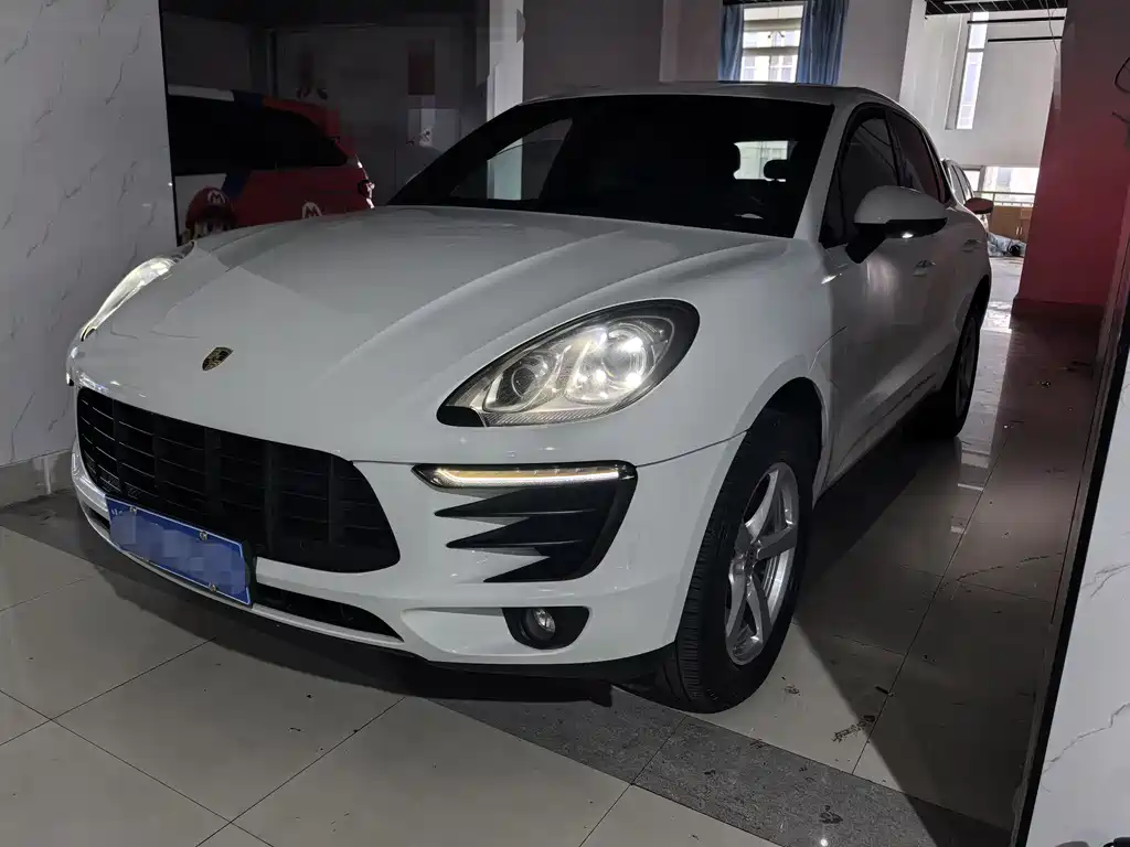 Porsche Macan 2015