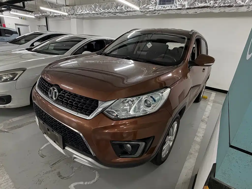 BAIC Senova X35 2016