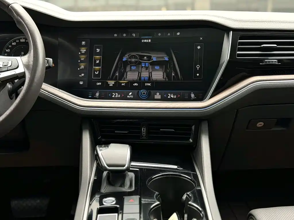Volkswagen Touareg 2019 2.0TSI VI