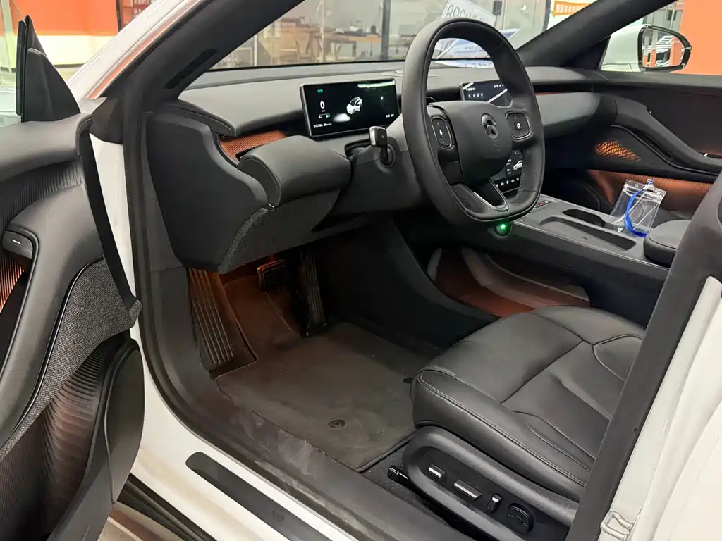 NIO ET5T — миниатюра 4