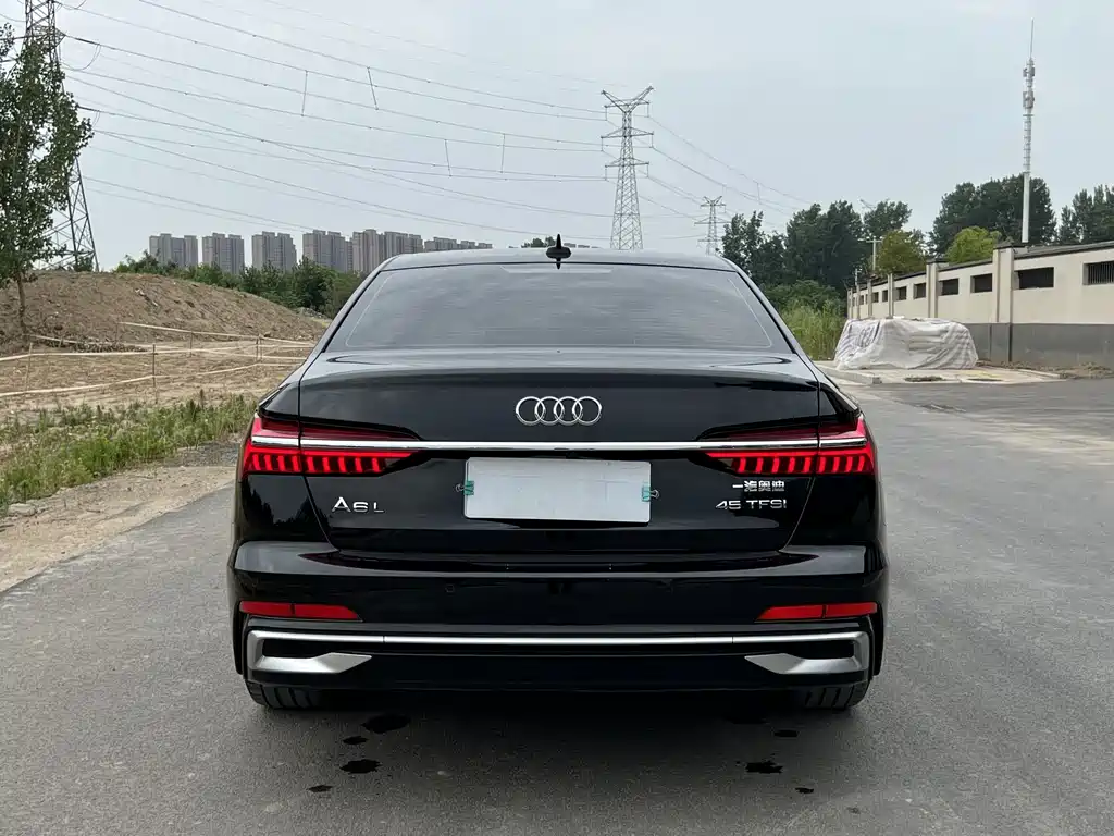 Audi A6L 2023 45 TFSI quattro