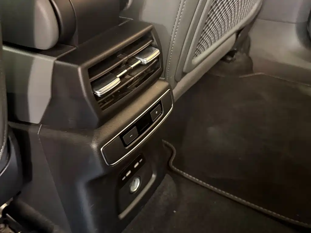 Audi Q4 e-tron 2024 40 e-tron