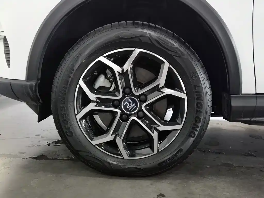 BYD Yuan Pro — миниатюра 17
