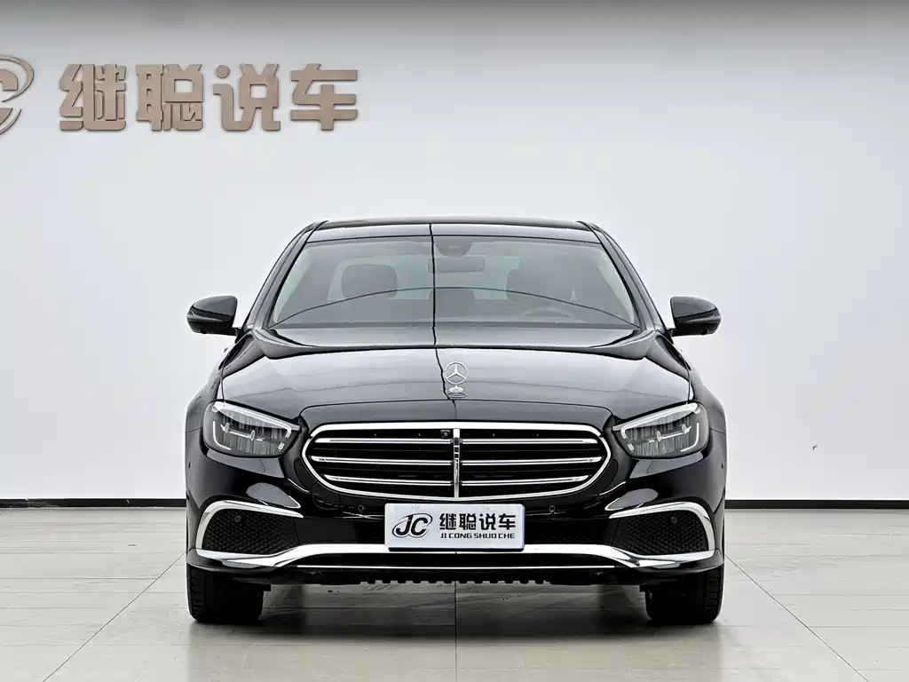 Mercedes-Benz E-Class — миниатюра 2