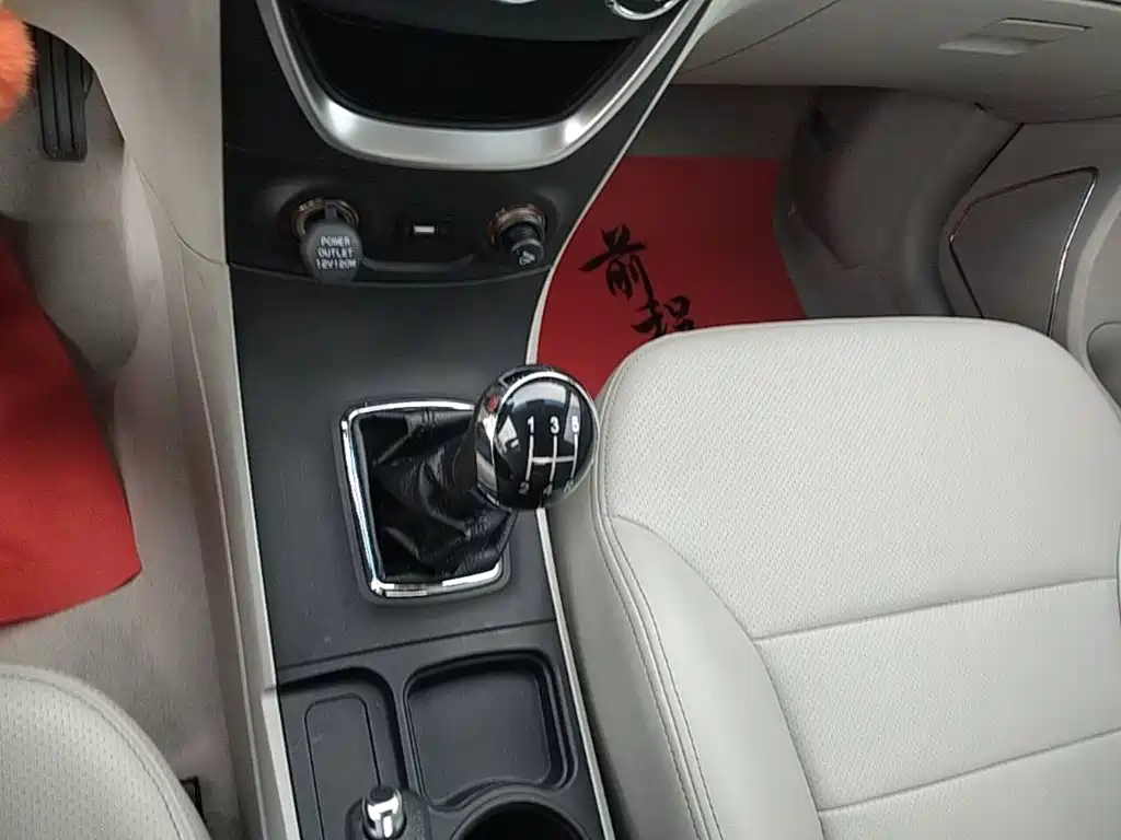 Geely Vision — миниатюра 14