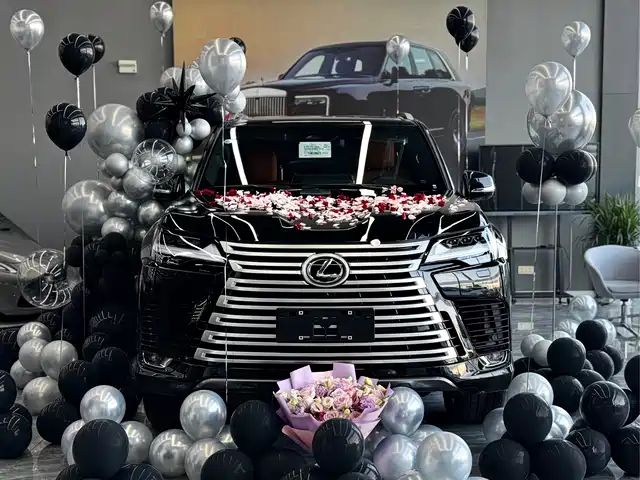 Lexus LX