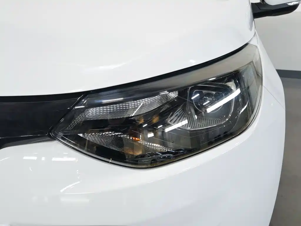 JMEV EV2 — миниатюра 7