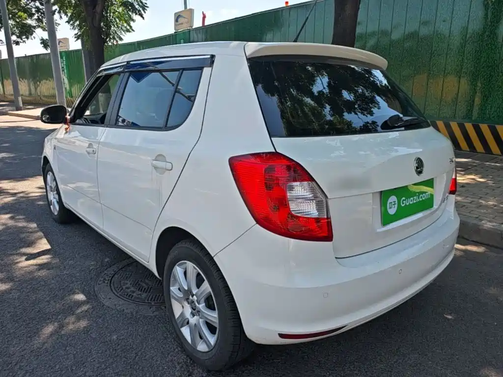 Skoda Fabia — миниатюра 5