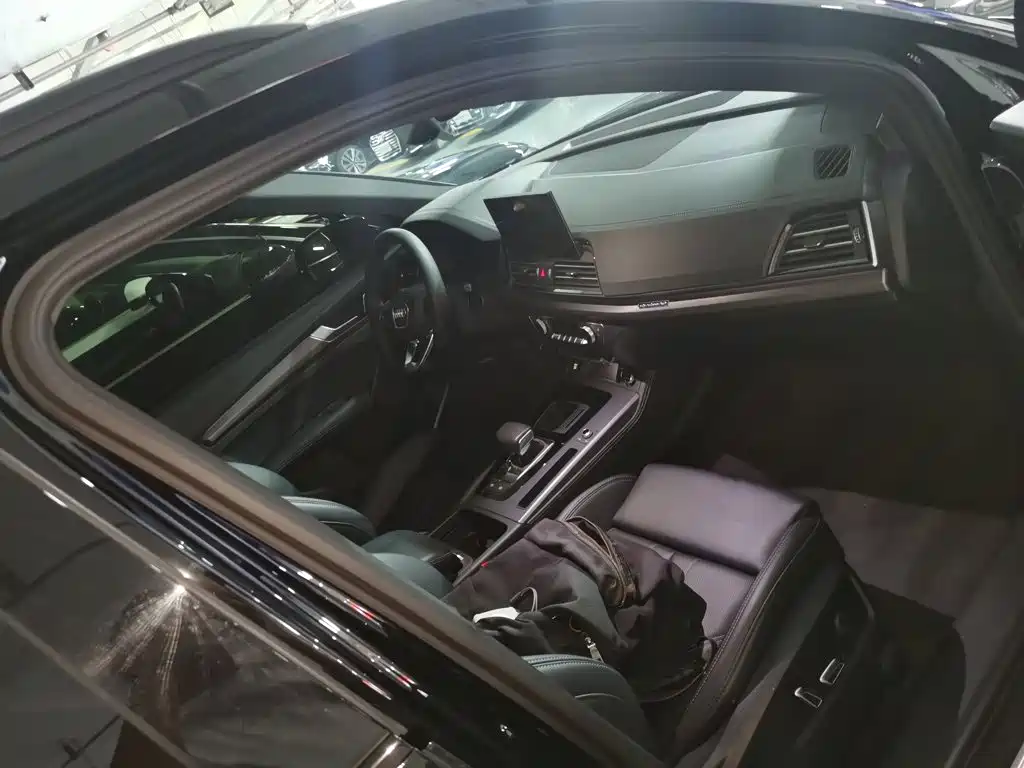 Audi Q5L — миниатюра 11
