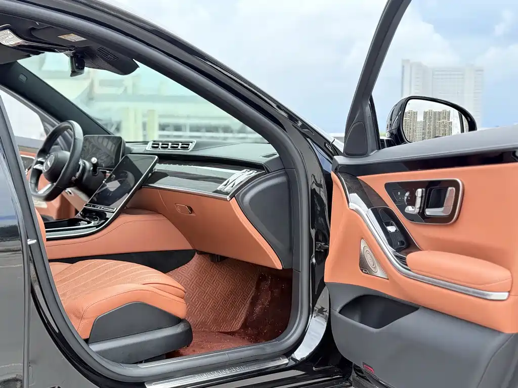 Mercedes-Benz S-Class — миниатюра 6