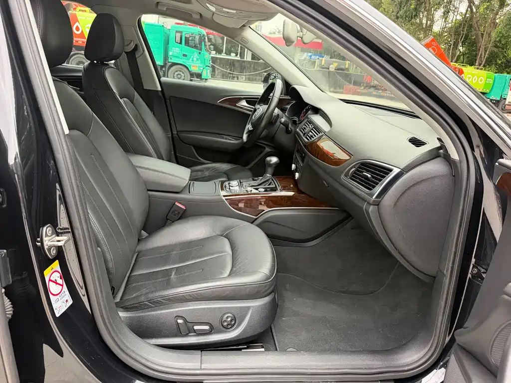 Audi A6L — миниатюра 12