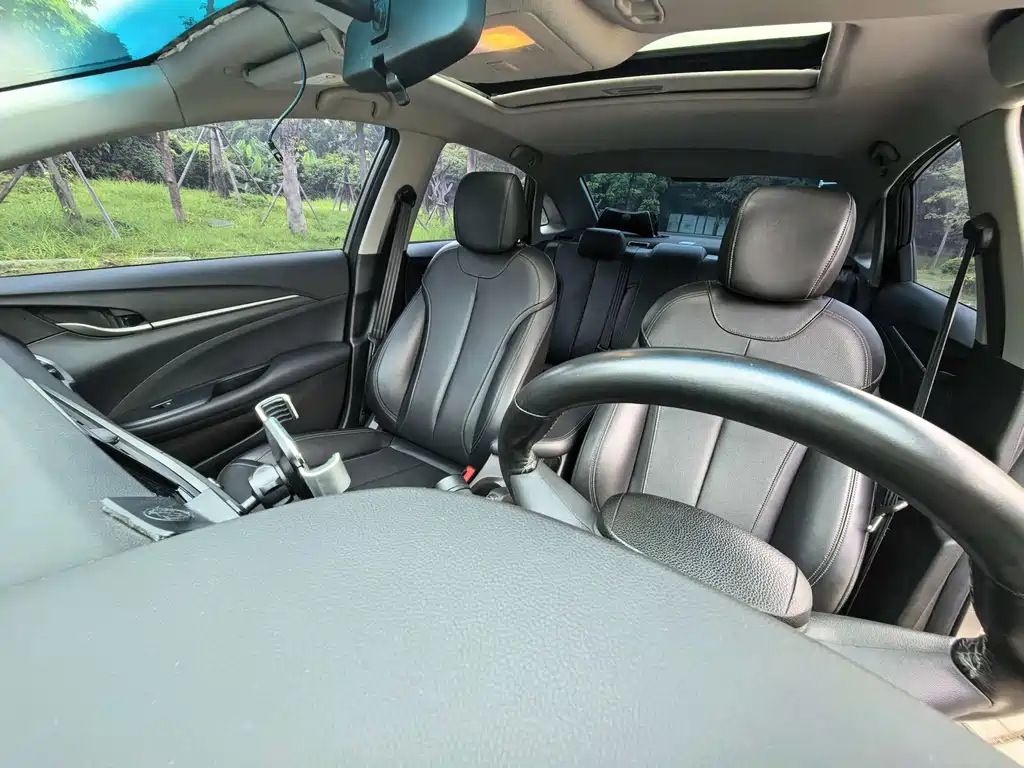 Buick Excelle — миниатюра 13