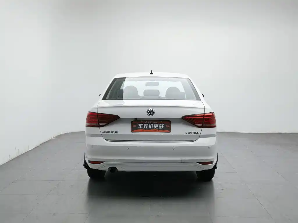 Volkswagen Lavida — миниатюра 4