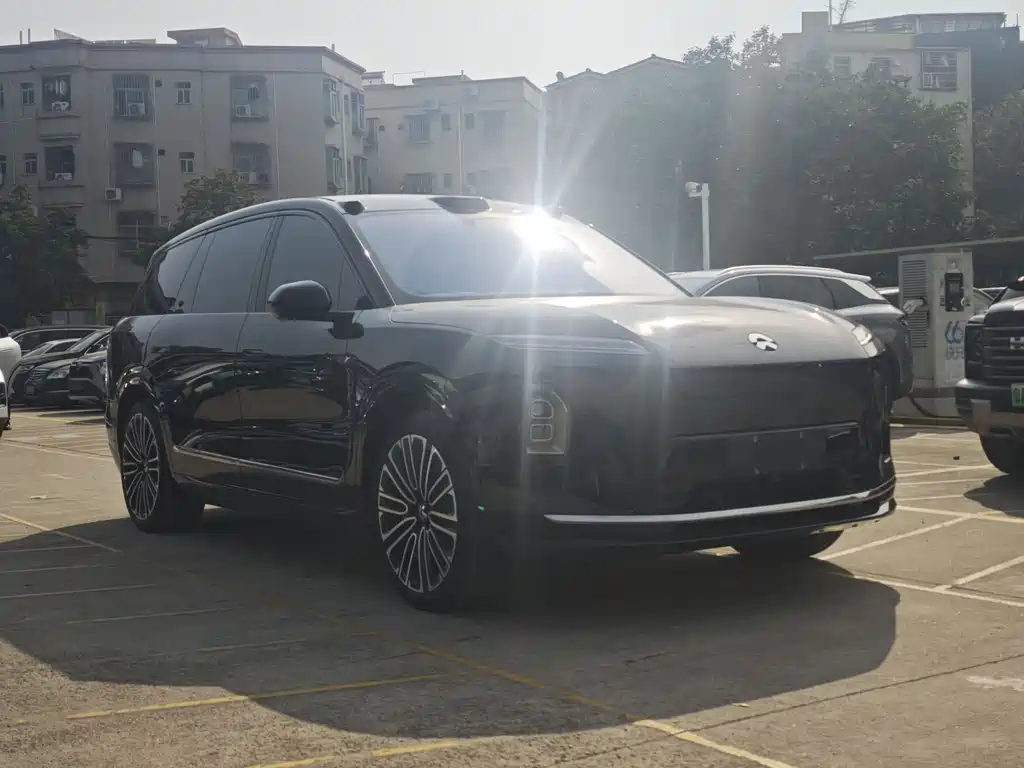NIO ES8 2026 мест Executive