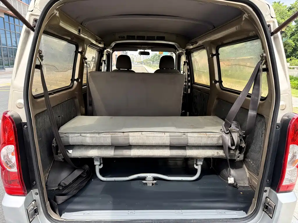 Wuling Rongguang — миниатюра 8