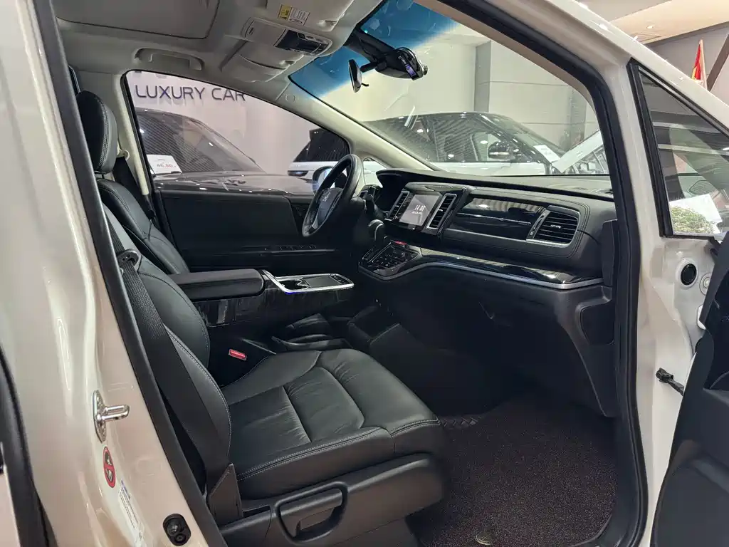 Honda Elysion 2019 2.0L Luxury