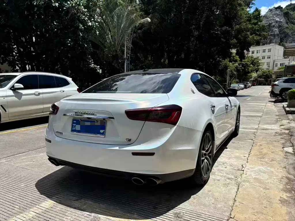 Maserati Ghibli 3.0T S Q4, фото 4