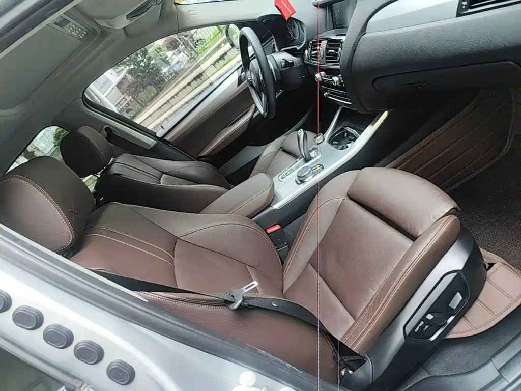 BMW X4 — миниатюра 25