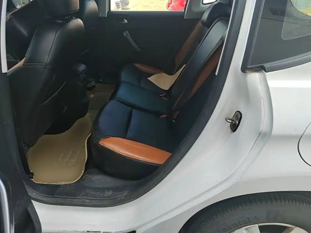 Peugeot 2008 — миниатюра 17