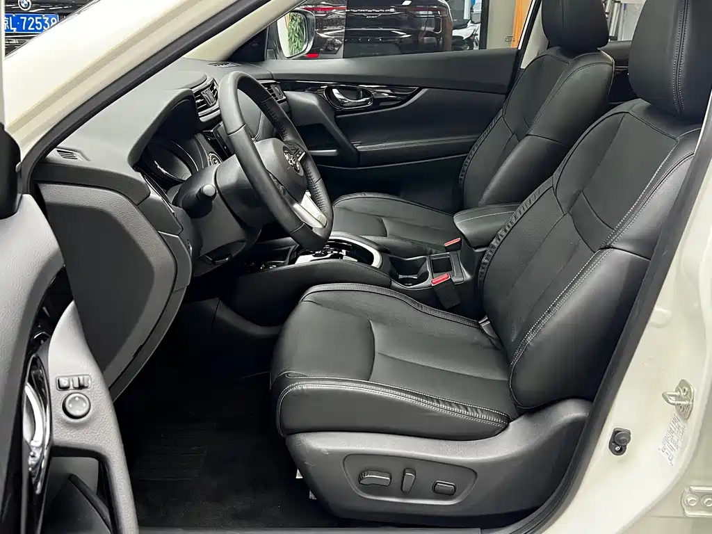 Nissan X-Trail — миниатюра 12