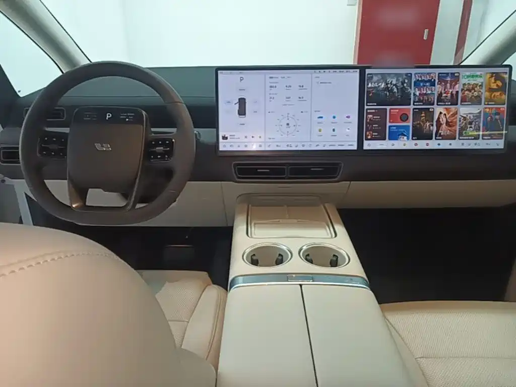 Li Auto Li MEGA — миниатюра 10