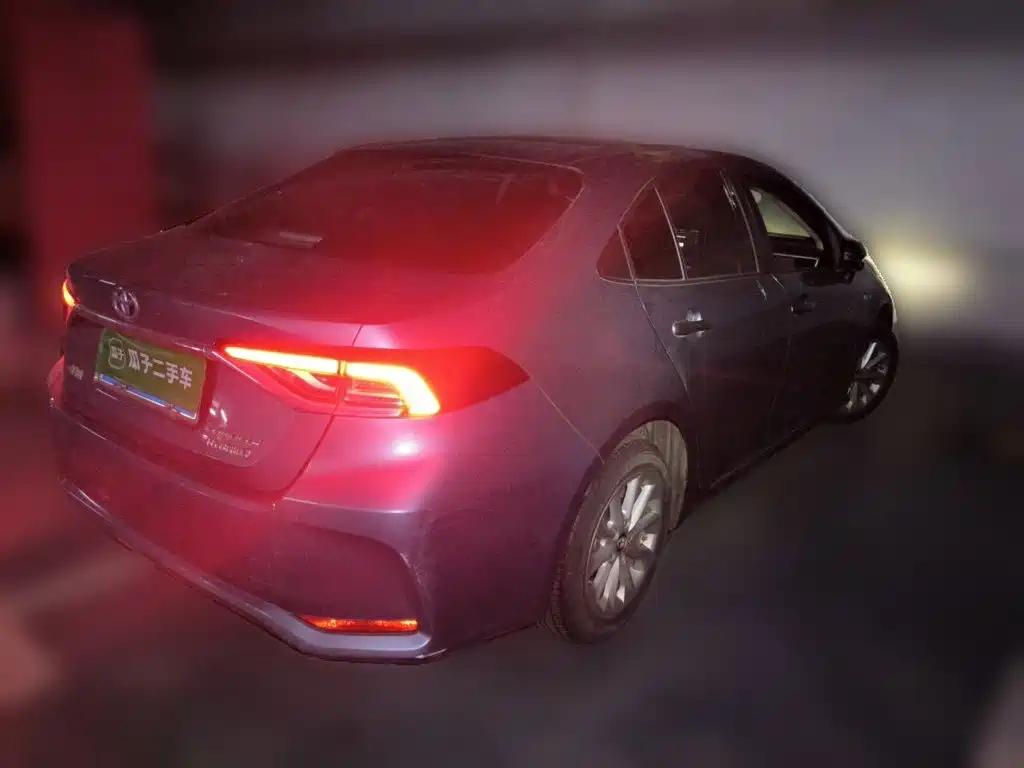 Toyota Corolla — миниатюра 5