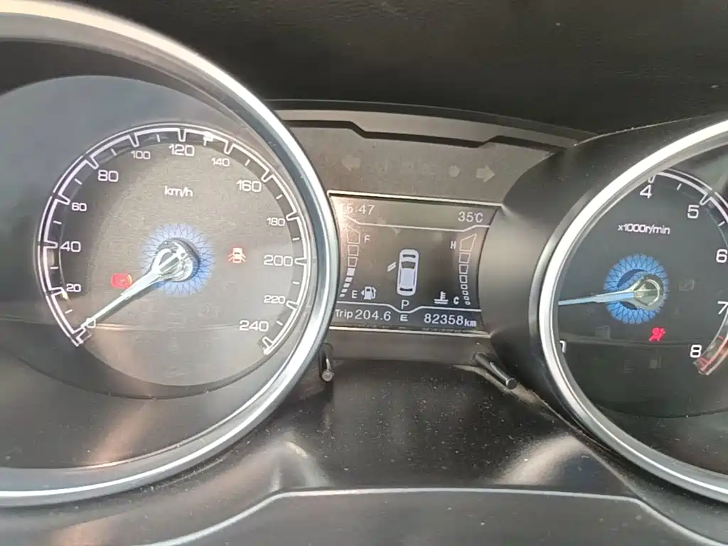 Zotye Zotye SR7 — миниатюра 12