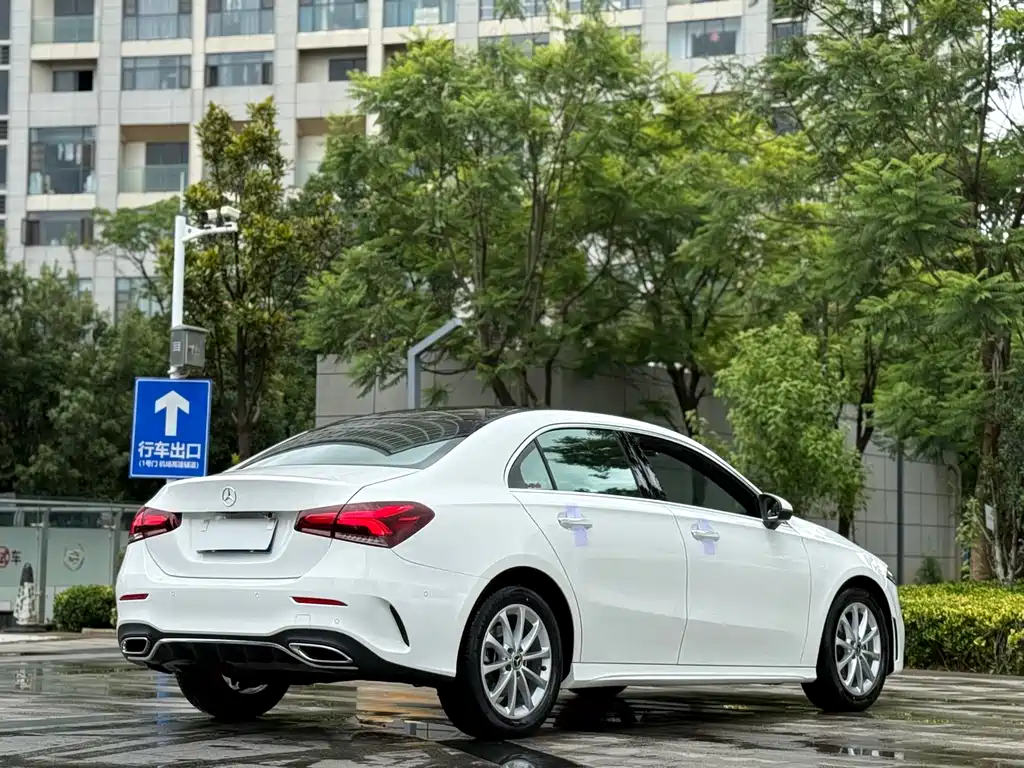 Mercedes-Benz A-Class A 2020 A 200 L Sport