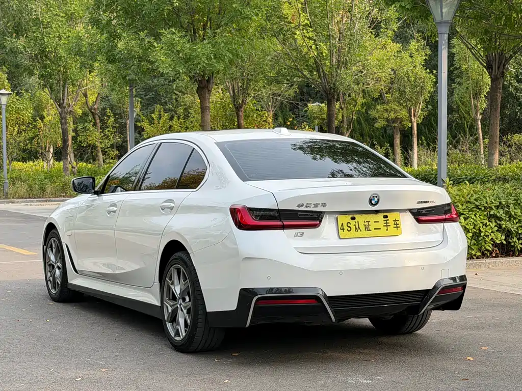 BMW i3 — миниатюра 23