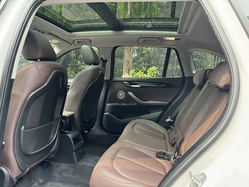 BMW X1 — миниатюра 5