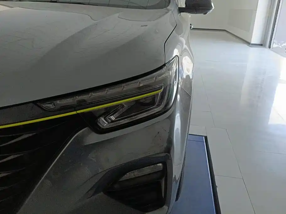 Roewe RX5 — миниатюра 5