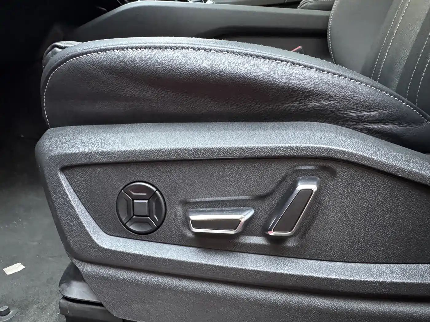 Audi Q6 id 4655209 из Китая 20