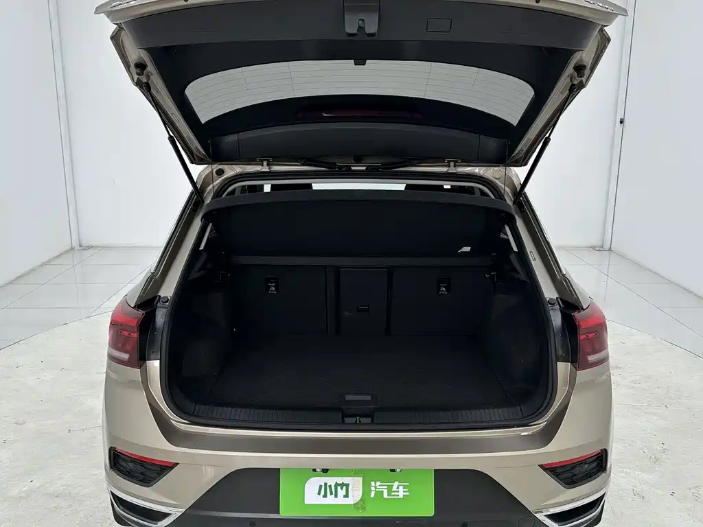 Volkswagen T-Roc — миниатюра 15