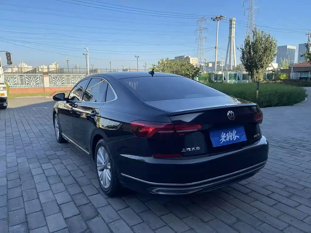 Volkswagen Passat — миниатюра 6