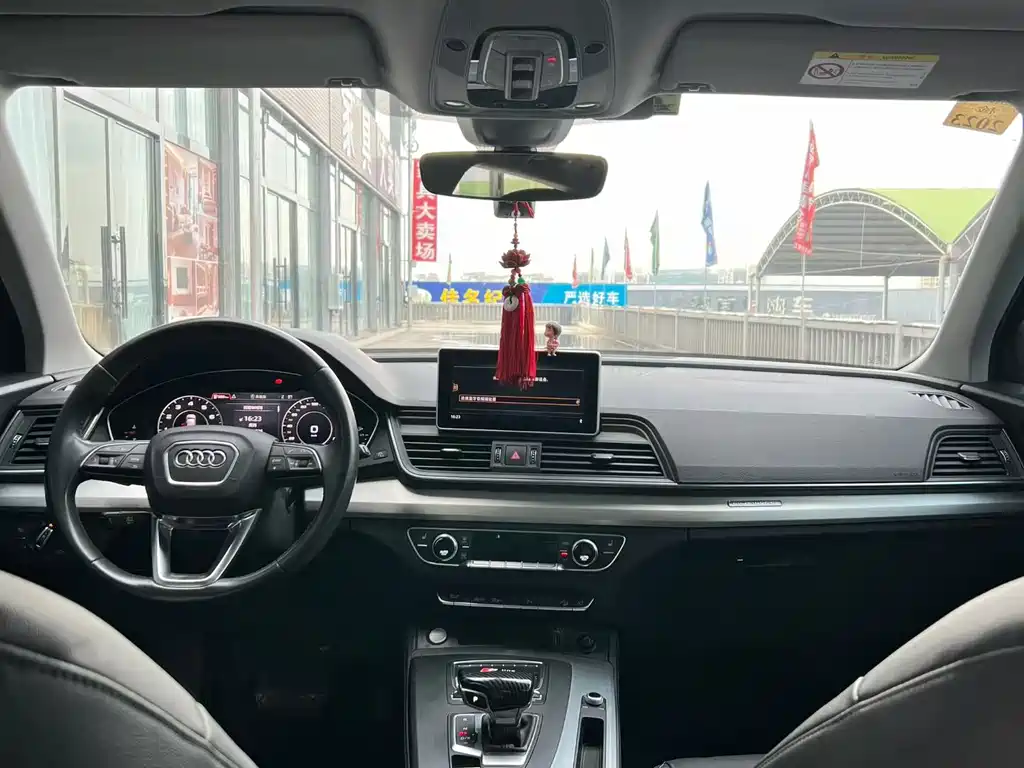 Audi Q5L — миниатюра 8