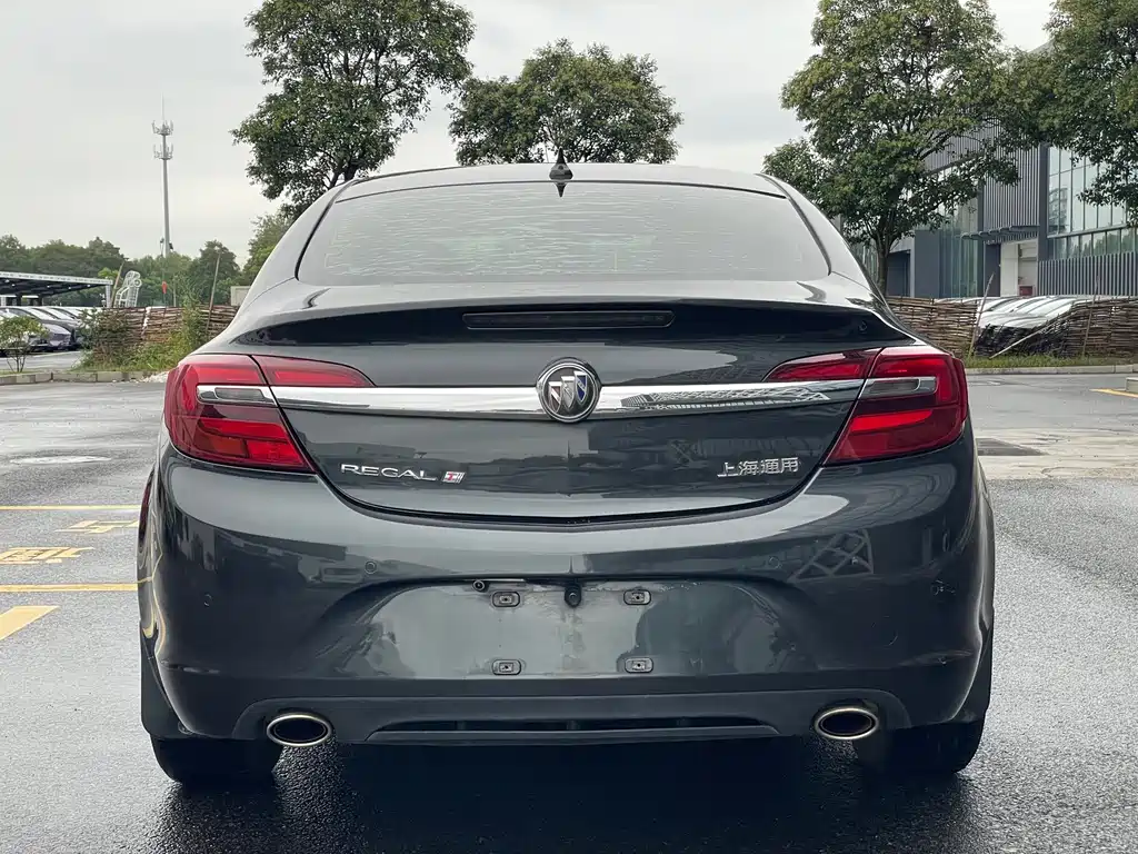 Buick Regal — миниатюра 16
