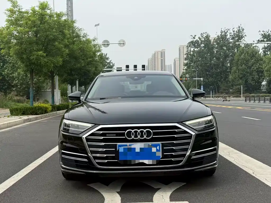 Audi A8 — миниатюра 2