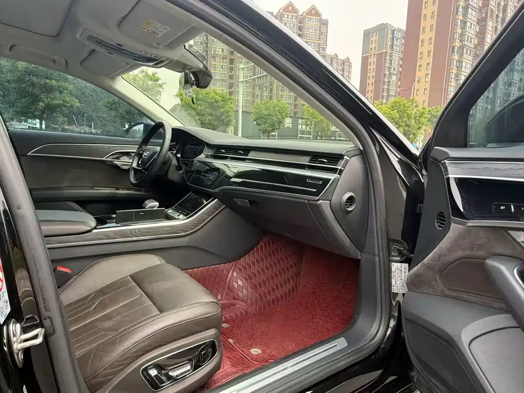 Audi A8 — миниатюра 7