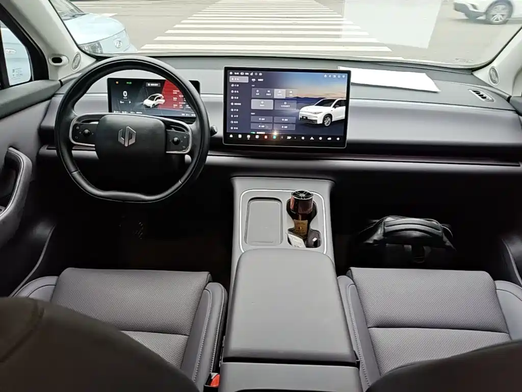 Leapmotor Leapmotor C10 — миниатюра 10