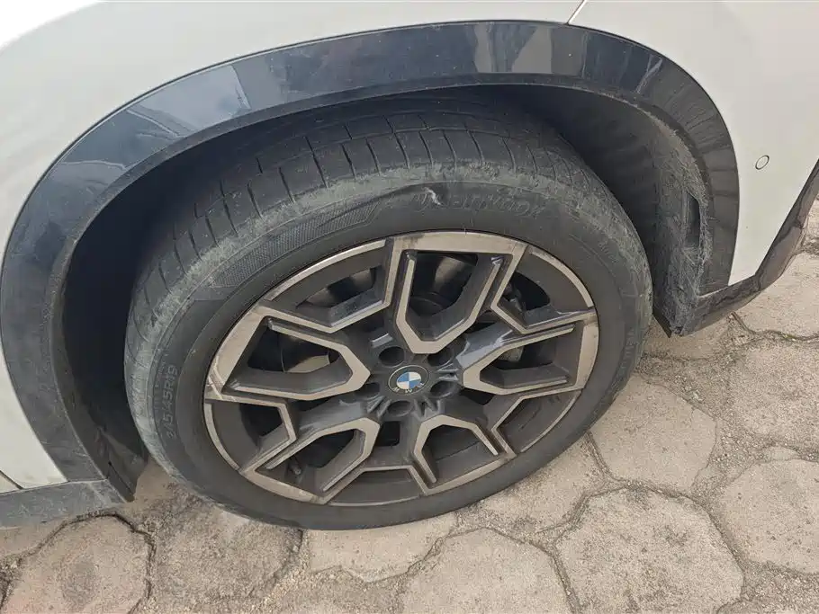 BMW X1 2024 sDrive25Li M Sport