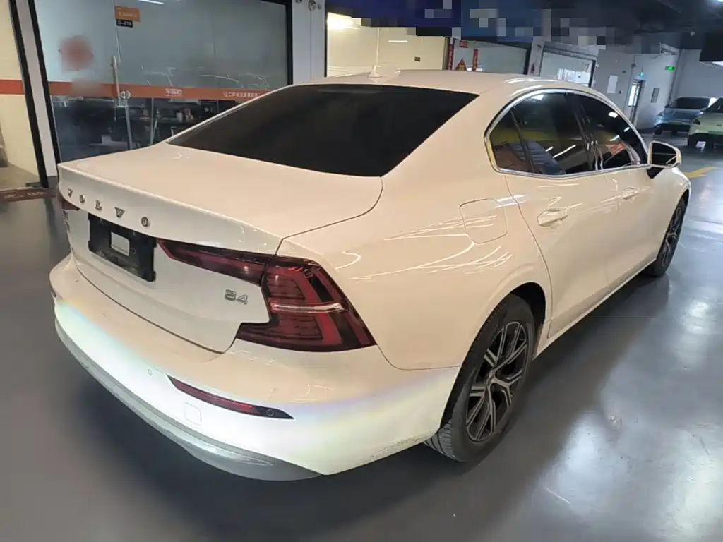 Volvo S60 — миниатюра 7